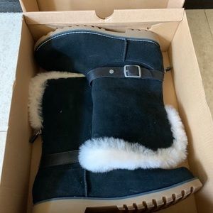 BRAND NEW ugg boots.